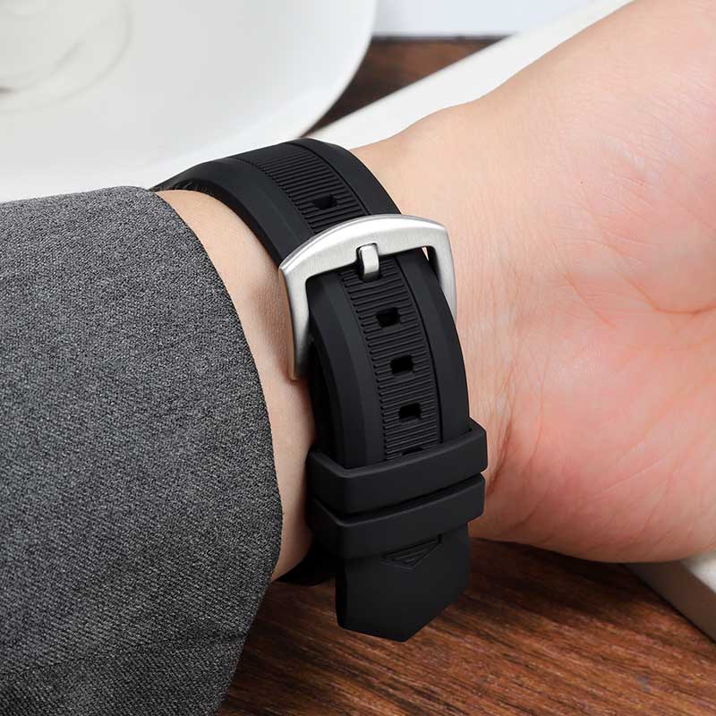 Gekerbtes Silikonkautschuk-Uhr – Omega Watch Constellation Bewertung und Preis